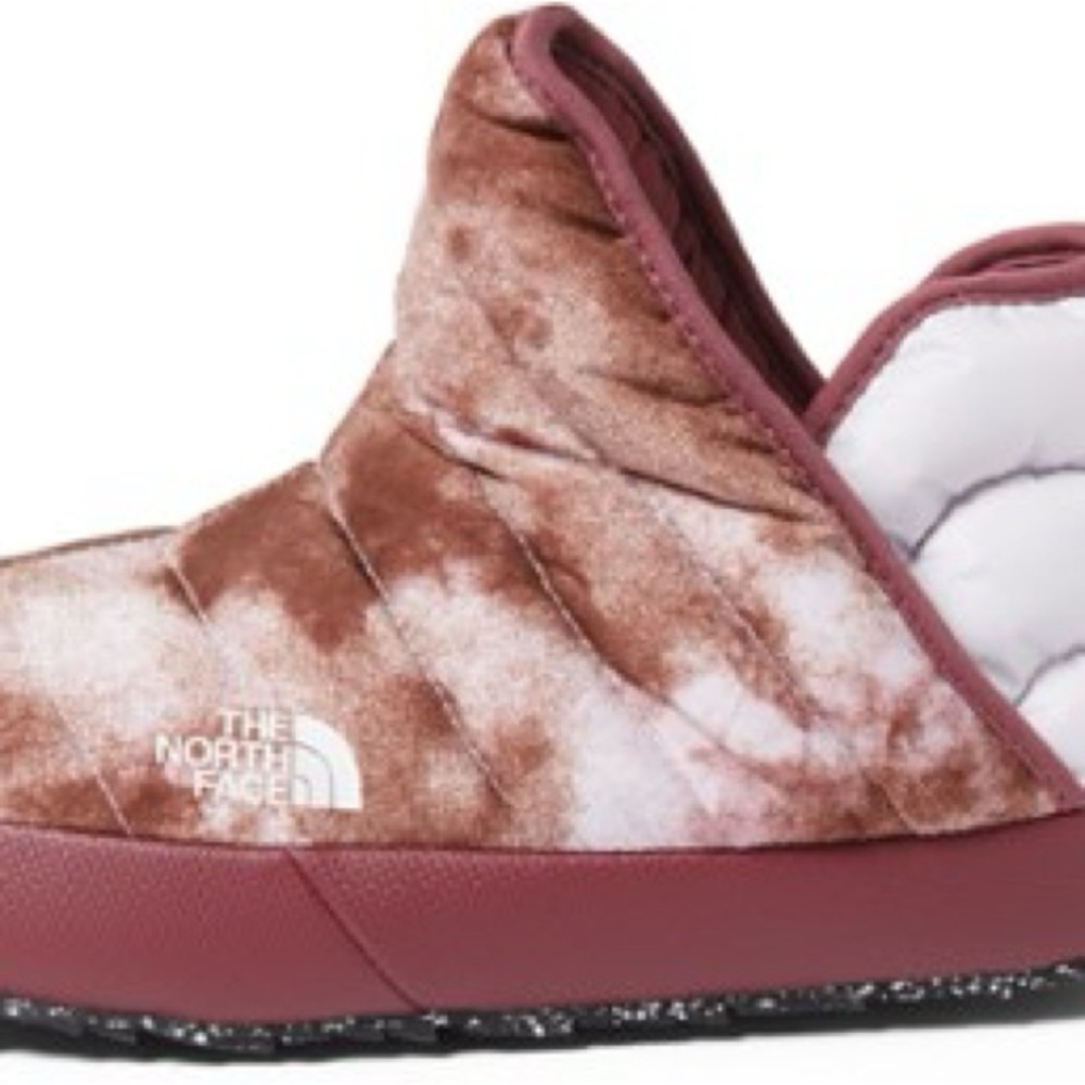 The North Face Burgundy and White Quilted Slippers